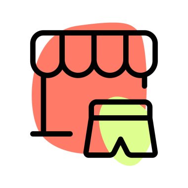 Yakındaki mağazada boksör pantolonu stokları var..