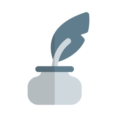 Yazmak için kullanılan mürekkep kabıyla kalem.