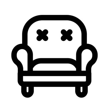 Rahat oturma deneyimi için döşenmiş kanepe.