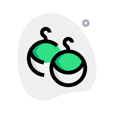 Küpe, kulaklar için bir çift mücevher..