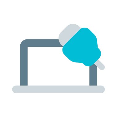 USB port kablosu ile dizüstü bilgisayar yükleniyor.