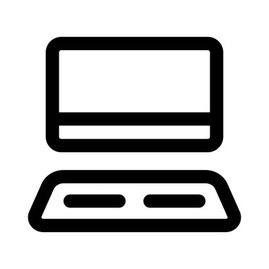 İş yeri için klavye ile eşleştirilmiş monitör.