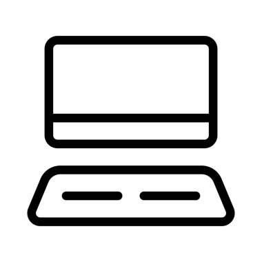 İş yeri için klavye ile eşleştirilmiş monitör.