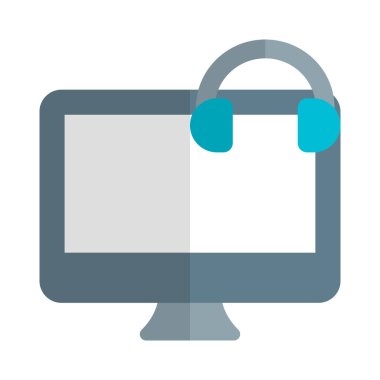 Yüksek kaliteli ses için kulaklıklı masaüstü.