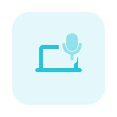 İletişim için bilgisayara mikrofon eklendi.