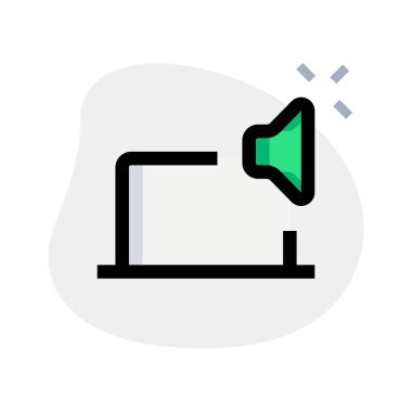 Ses çıkışı için bilgisayardaki dahili hoparlörler.