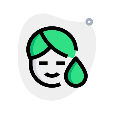 Kadın makyajı için nemlendirici krem uygulaması