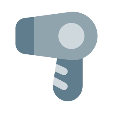 Saç kurutma makinesi beyaz arka planda izole edilmiş.