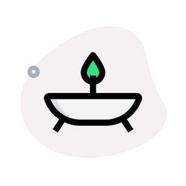 Beyaz arkaplanda izole edilmiş mum gibi dekoratif öğeler