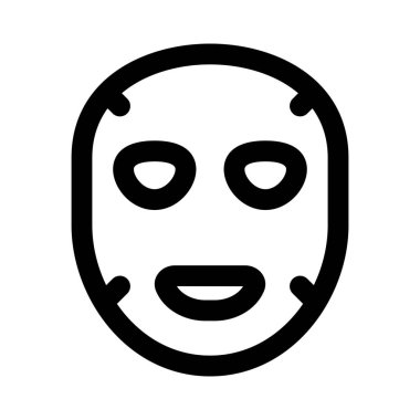 Güzellik maskesi uygulaması bir kadına uygulanır