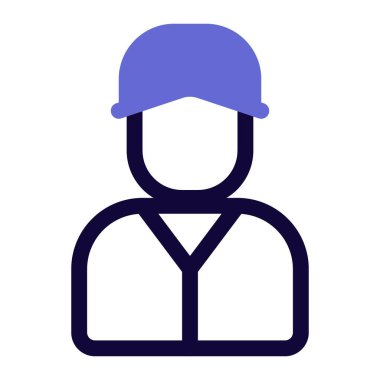 Benzin istasyonunda üniformalı bir çalışan..