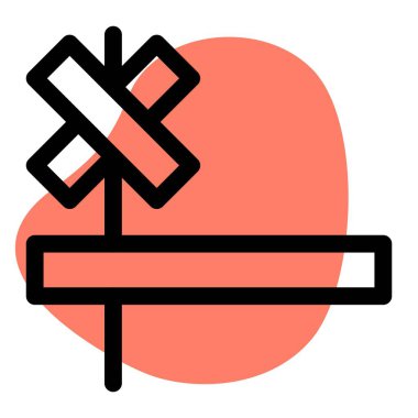 Demiryolu geçitlerini korumak için barikatlar kullanılıyor..