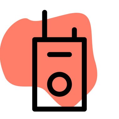 Çift yönlü radyo iletişimi için telsiz aygıtı.