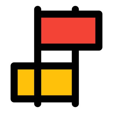 İstasyonda sinyaller için bayraklar kullanılır.