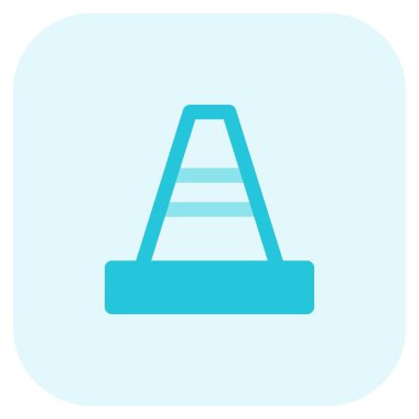 İtfaiye istasyonunda güvenlik için konik işaretleyici şart.