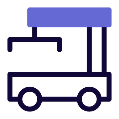 Malzeme konteynırları gemilere verimli bir şekilde yüklüyor.