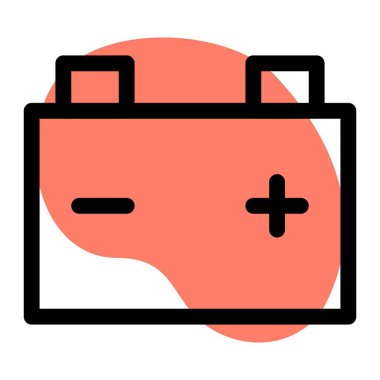 Elektriksel sistemi çalıştırmak için arabada pil kullanımı.