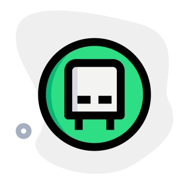 Park etmiş otobüsleri olan ulaşım merkezi.