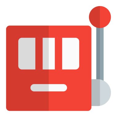 Kolu çekerek kumar makinesini çalıştır.