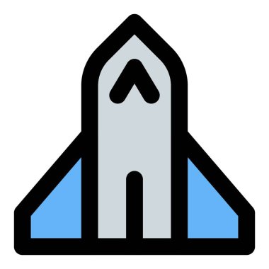 Uzay aracı uzayda uçsuz bucaksız bir genişlikte seyahat eder..