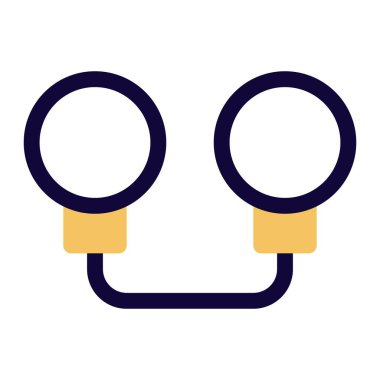 Bireyler metal kelepçelerle zincirlenir..