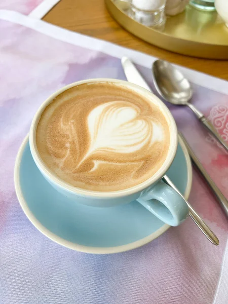Latte Une Tasse Café Dans Café Bar Images De Stock Libres De Droits
