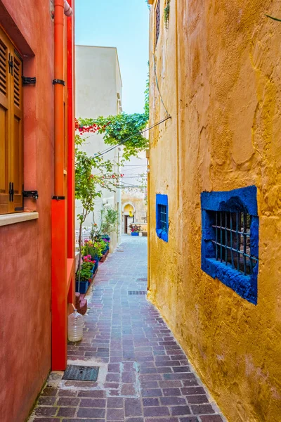 Ruas Pitorescas Pitorescas Cidade Veneziana Chania Com Casas Antigas Coloridas — Fotografia de Stock