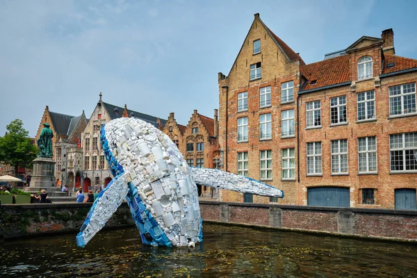 Bruges Belgium May 2018 Skyscraper Bruges Whale Whale Rising Canal — Stock Photo, Image