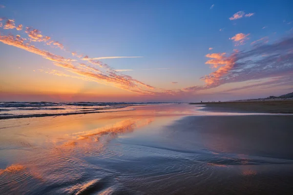 Atlantský Oceán Západu Slunce Vlnami Pláži Fonte Telha Costa Caparica — Stock fotografie