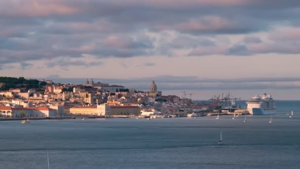 Tempo Limite Lisboa Vista Sobre Rio Tejo Partir Almada Com — Vídeo de Stock