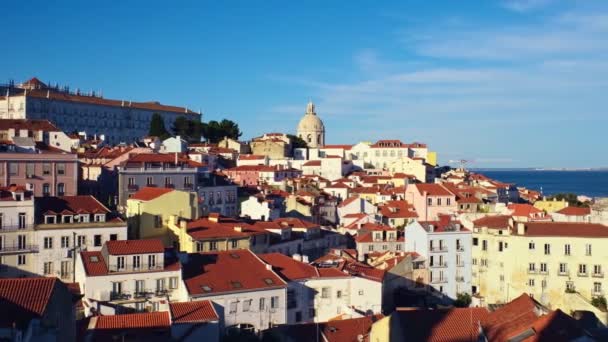 Utsikt Över Lissabon Berömda Utsikt Från Miradouro Santa Luzia Turist — Stockvideo