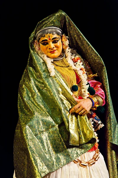 2009年9月7日 インドの伝統舞踊劇 カタカリ が2009年9月7日にインドのチェンナイで上演される 女性キャラクター — ストック写真