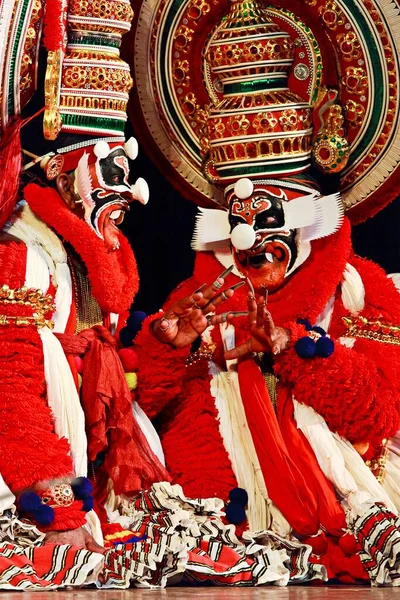 Chennai India Settembre 2009 Prestazioni Danza Tradizionale Indiana Kathakali Interpreti — Foto Stock