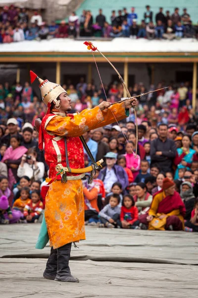 Leh Indie Září 2012 Tanečníků Tradiční Ladakhi Tibetské Kostýmy Provést — Stock fotografie