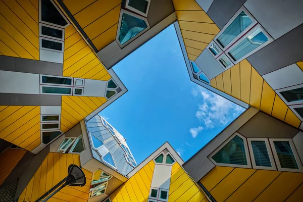 Roterdam Netherlands Травня 2017 Кубині Будинки Інноваційні Кубоподібні Будинки Спроектовані — стокове фото
