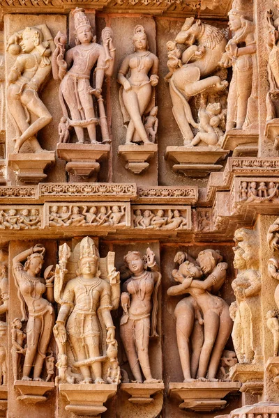 Famosas Esculturas Talla Piedra Erótica Templo Lakshmana Khajuraho India Unesco —  Fotos de Stock