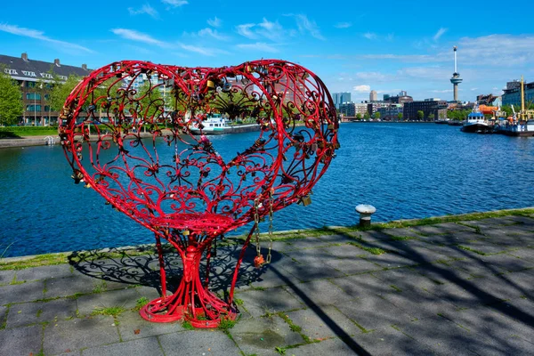 Rotterdam Netherlands May 2017 Lock Love Art Piece Rotterdam Delfshaven — Stock Photo, Image