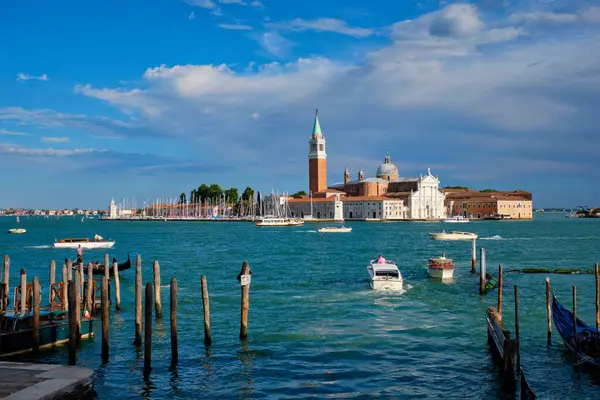 Venice Italië Juni 2018 Taxi Boten Lagune Van Venetië Bij — Stockfoto