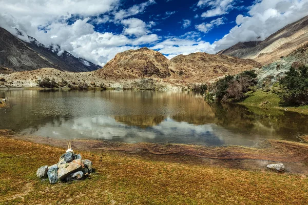 Jezioro Górskie Lohan Tso Święty Tybetański Buddyzm Buddyjski Piligrimage Site — Zdjęcie stockowe