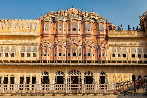 Jaipur India November 2012 Turista Látogatás Hawa Mahal Palota Szelek — Stock Fotó