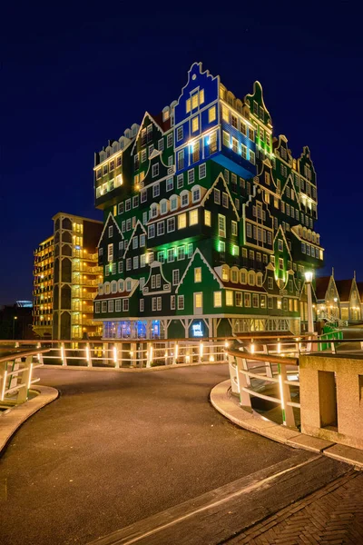 Zaandam Netherlands May 2017 Inntel Hotel Zaandam Illuminated Night Design — Stock Photo, Image