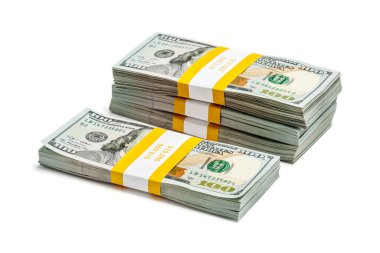 Yaratıcı iş finans para kavramı - 100 ABD dolar 2013 edition banknotlar faturaları demetleri yığını yapma beyaz izole