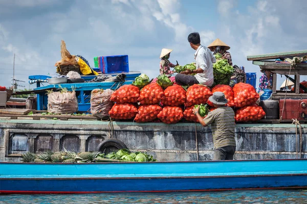 Pode Tho Vietnam Junho 2011 Pessoas Não Identificadas Mercado Flutuante — Fotografia de Stock