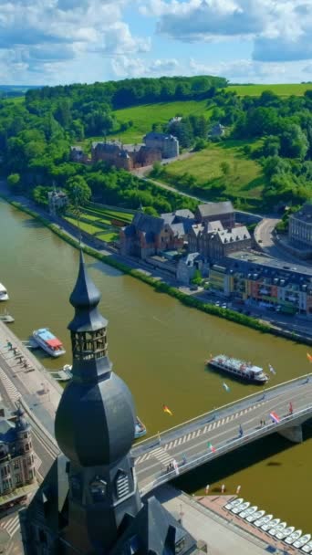 Flygfoto Dinant Stad Collegiate Church Notre Dame Dinant River Meuse — Stockvideo