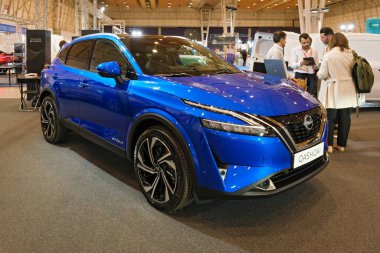 Lizbon, Portekiz - 12 Mayıs 2023: Nissan QASHQAI e-POWER elektrikli araba ECAR Show - Hybrid ve Electric Motor Show