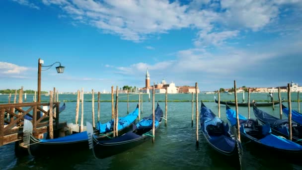 Romantischer Urlaub Venedig Reisehintergrund Gondeln Der Lagune Von Venedig Markusplatz — Stockvideo