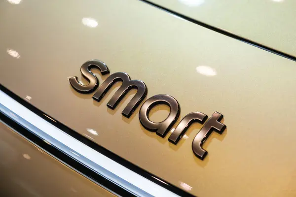 Lisbon Portugal May 2023 Smart Compact Electric Car Logo Emblem — Stock Photo, Image