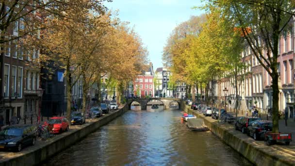 Amsterdams Stadsgezicht Met Gracht Huizen Boten Amsterdam Nederland — Stockvideo