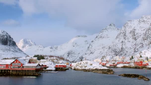 Traditionell Fiskeby Lofoten Öarna Norge Med Röda Rabbinhus Med Snö — Stockvideo
