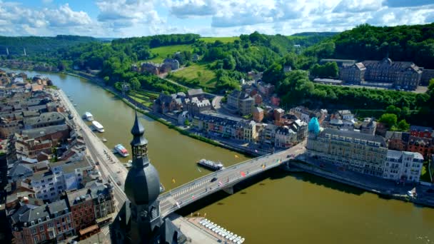 Luftaufnahme Der Stadt Dinant Der Stiftskirche Notre Dame Dinant Der — Stockvideo